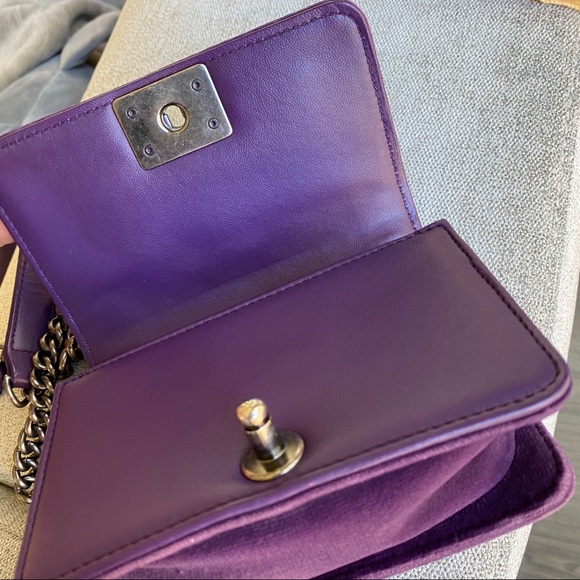 SOLD Chanel mini velvet boy - Picture 8 of 12